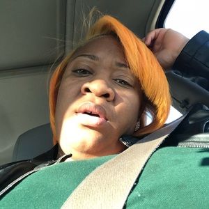 Meet your Posher, Dannette